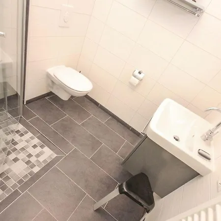 Leystuuv Apartament *